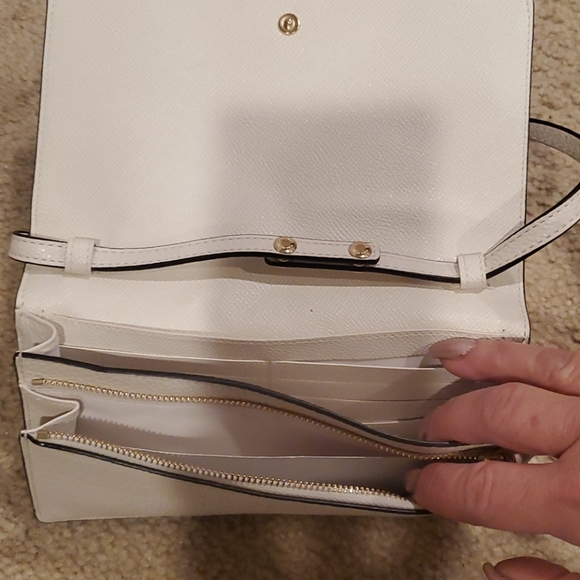 Coach wallet - Picture 2 of 6